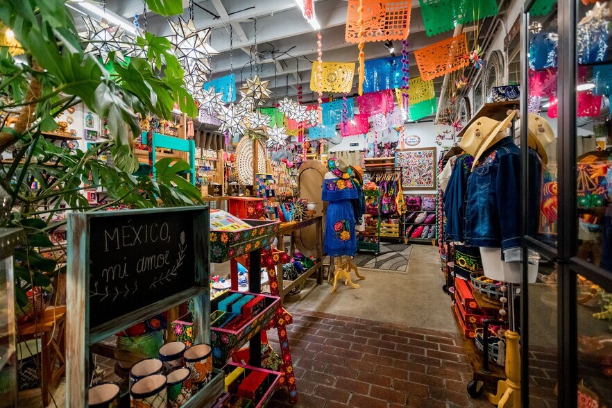 More Photos Of 2510 Market St, Detroit Storefront For Sale