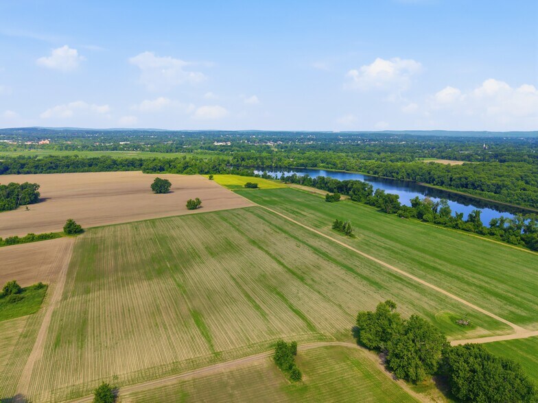 More Photos Of 0 Meadow Road, Glastonbury Land For Sale