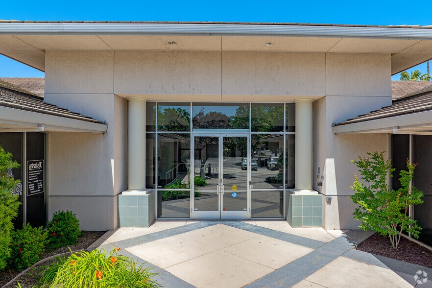 More Photos Of 6000 Fairway Dr, Rocklin Medical For Sale