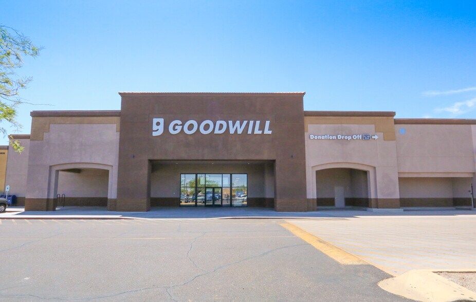 More Photos Of 4949 W Ray Rd, Chandler Storefront For Sale