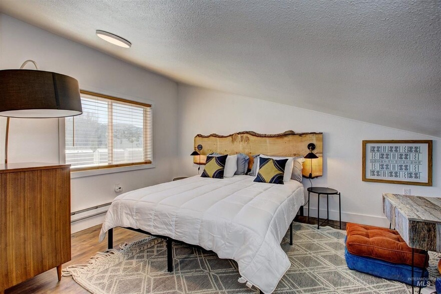 More Photos Of 101 Montgomery St, Idaho City Storefront Retail Residential For Sale