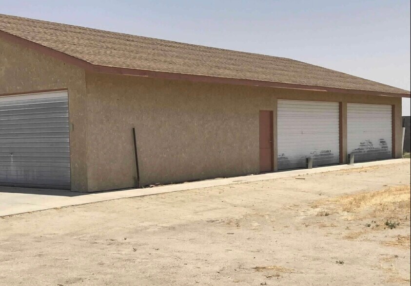 More Photos Of 9201 W Avenue A, Rosamond General Retail For Sale