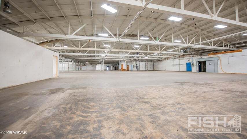 More Photos Of 2925 W 4th St, Williamsport Manufacturing For Lease