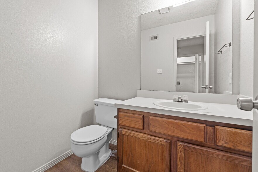 More Photos Of 5841 Shadydell Dr, Fort Worth Apartments For Sale