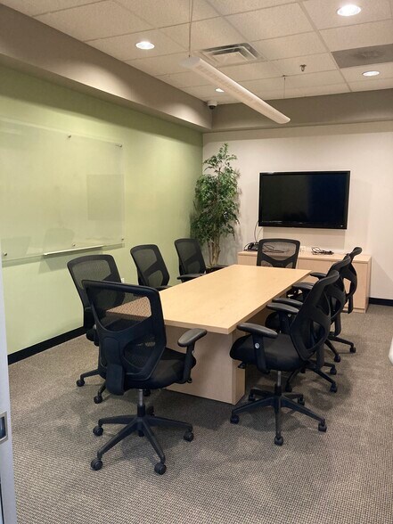 More Photos Of 100 Cummings Ctr, Beverly Coworking Space