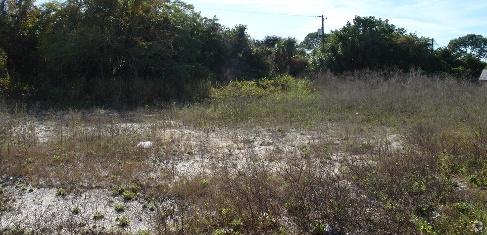 More Photos Of 1460 S McCall Rd, Englewood Medical For Sale