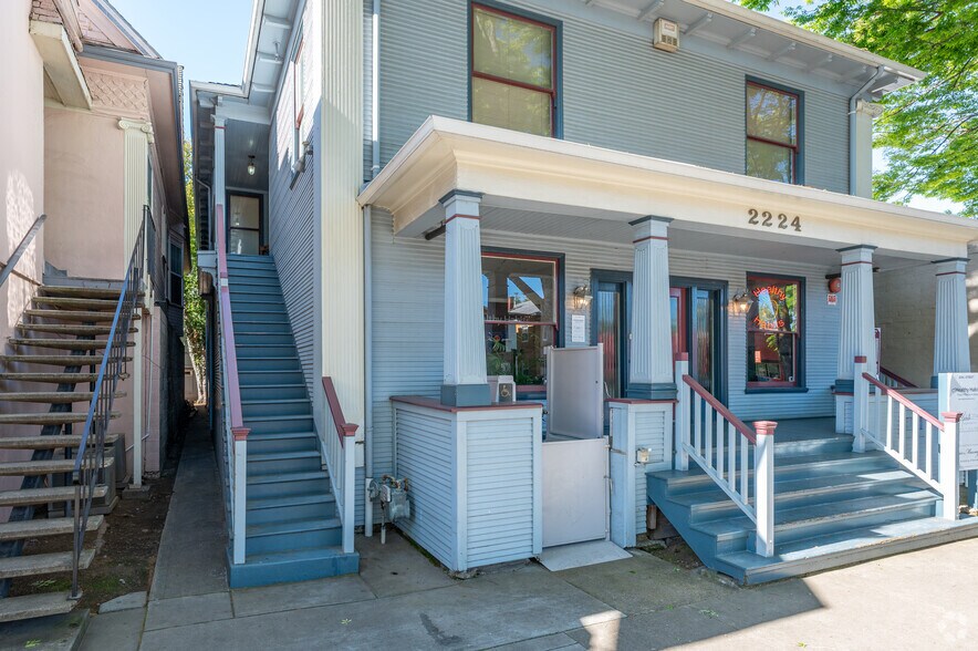 More Photos Of 2224 J St, Sacramento General Retail For Sale