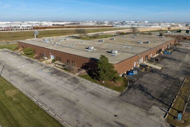 More Photos Of 1088-1130 W Thorndale Ave, Bensenville Unknown For Lease