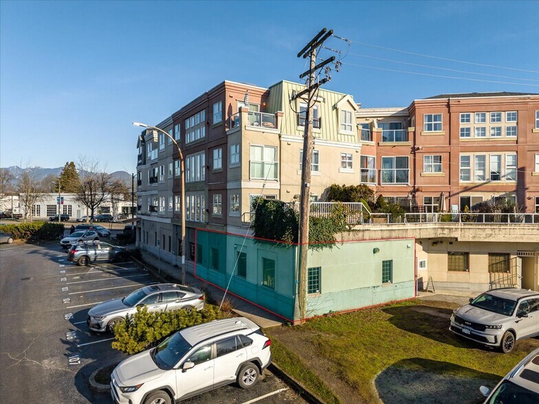 More Photos Of 488 Kingsway, Vancouver Apartments For Sale