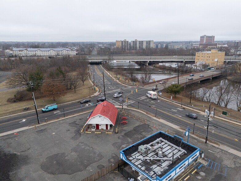 More Photos Of 735 E Hazelwood Ave, Rahway Land For Sale