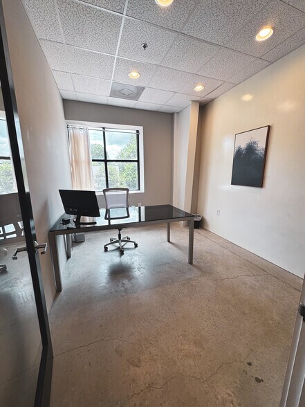 More Photos Of 53 S Main St, Alpharetta Coworking Space
