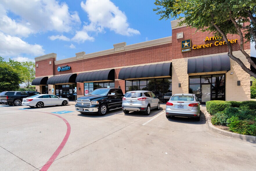 More Photos Of 5850 S Hulen St, Fort Worth Unknown For Lease