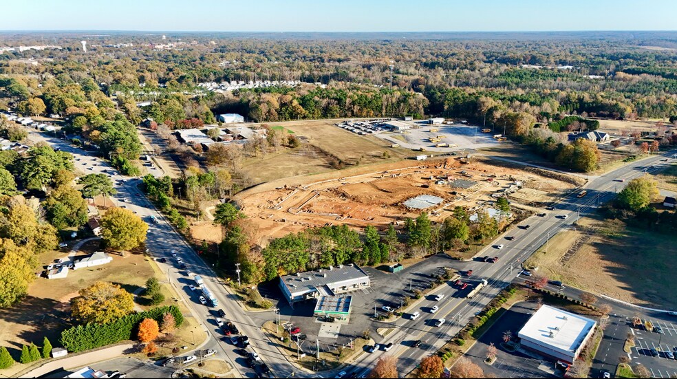 More Photos Of 860 Heckle Blvd, Rock Hill Unknown For Lease