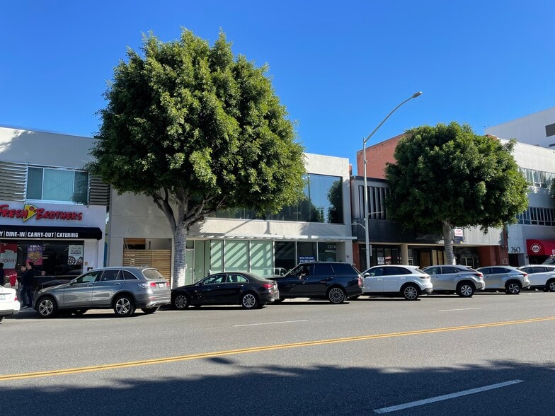 More Photos Of 252 S Beverly Dr, Beverly Hills Office For Lease