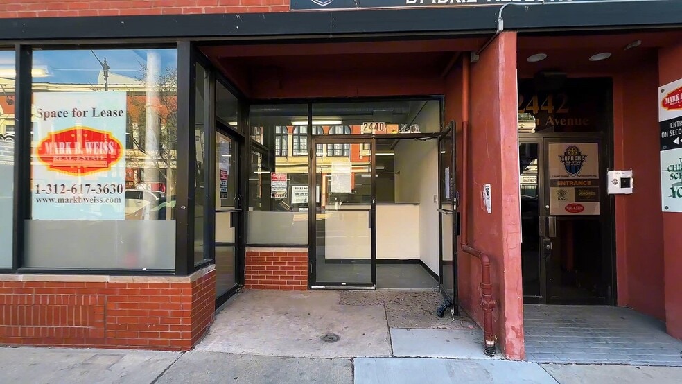 Primary Photo Of 2440 N Lincoln Ave, Chicago General Retail For Lease