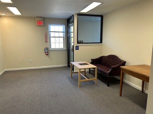 More Photos Of 407 W Lincoln Hwy, Exton Office For Lease
