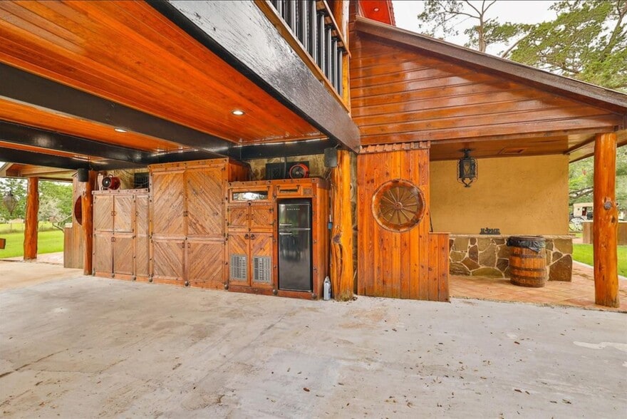 More Photos Of 1920 Frelsburg Rd, Alleyton Specialty For Lease