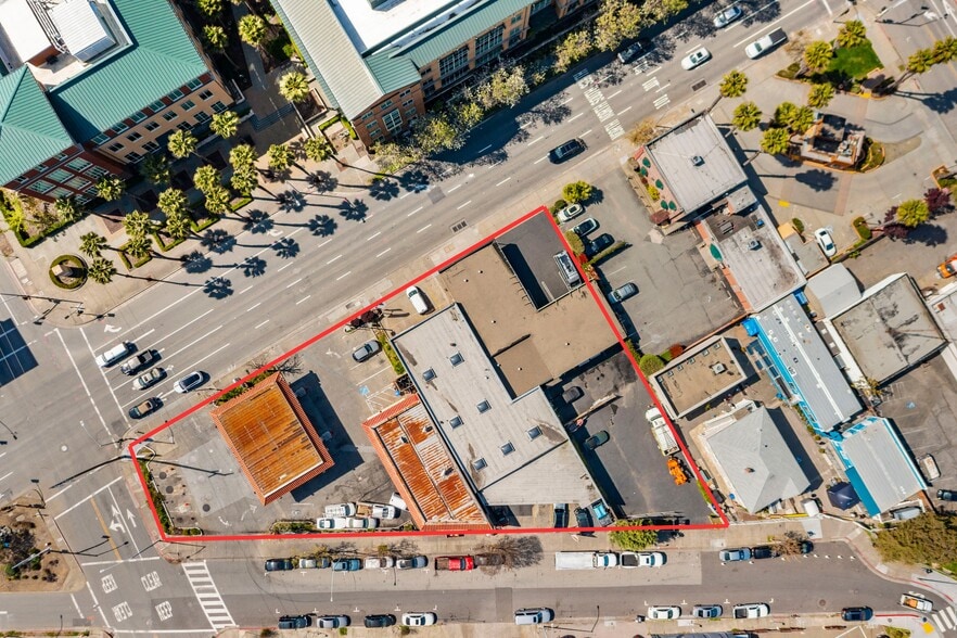 More Photos Of 820 2nd St, San Rafael Service Station For Sale