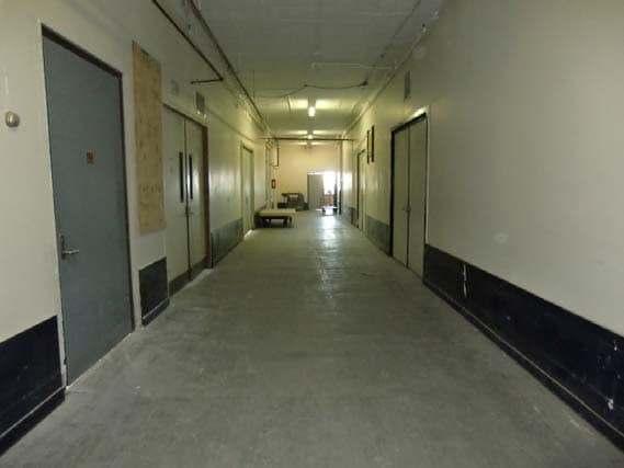 More Photos Of 40 W Howard St, Pontiac Manufacturing For Lease