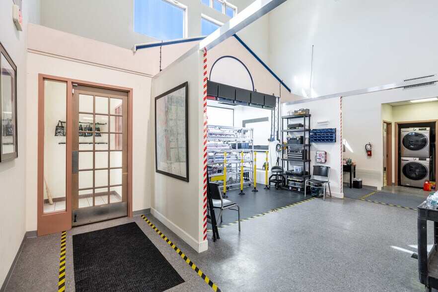 More Photos Of 124 Siringo Rd, Santa Fe Office For Sale