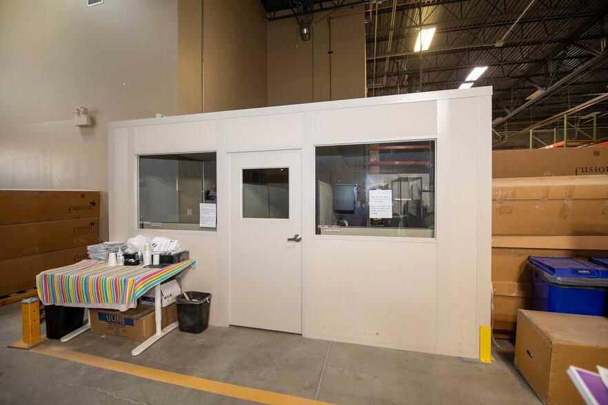 More Photos Of 1460 Overlook Dr, Lafayette Manufacturing For Lease