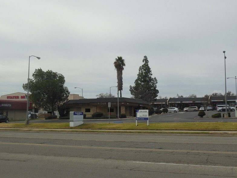 More Photos Of 2810-2856 Hamner Ave, Norco Unknown For Lease