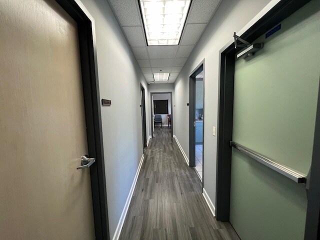 More Photos Of 1530 N Randall Rd, Elgin Medical For Lease