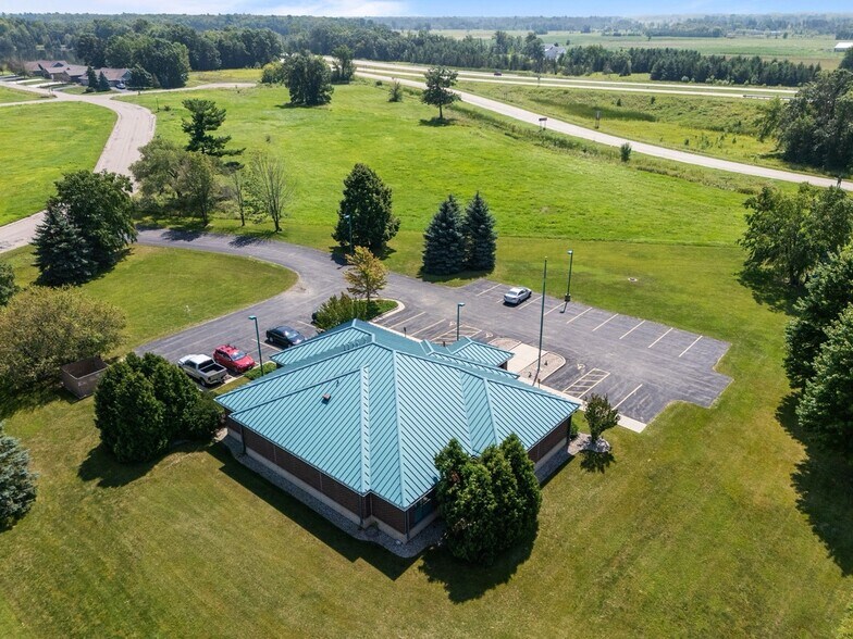 More Photos Of N430 Wood Duck Dr, Fremont Medical For Sale
