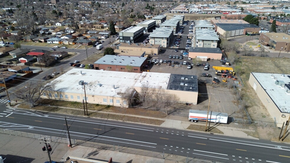 More Photos Of 6035 E 38th Ave, Denver Warehouse For Lease