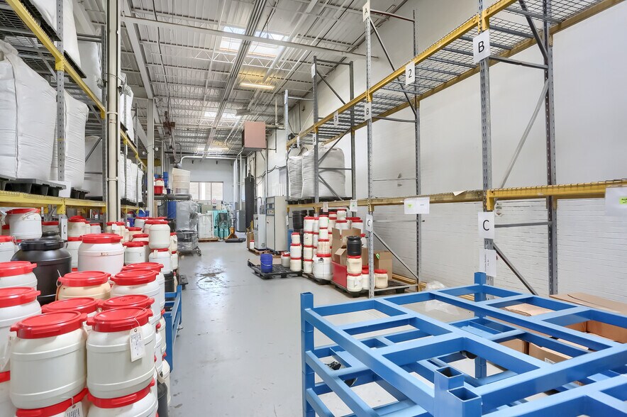More Photos Of 150 Gamma Dr, Pittsburgh Light Manufacturing For Lease