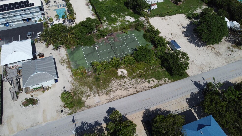 More Photos Of 1 Kyle Way S, Marathon Apartments For Sale