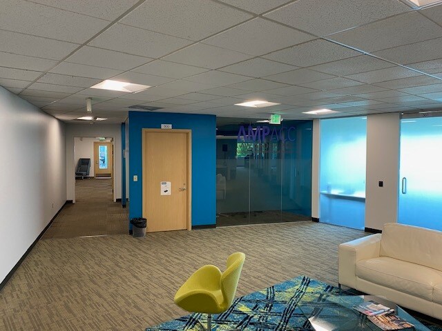 More Photos Of 3600 136th Pl SE, Bellevue Office For Sale