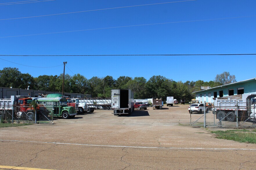 More Photos Of 457 Us-49 S, Jackson Warehouse For Sale