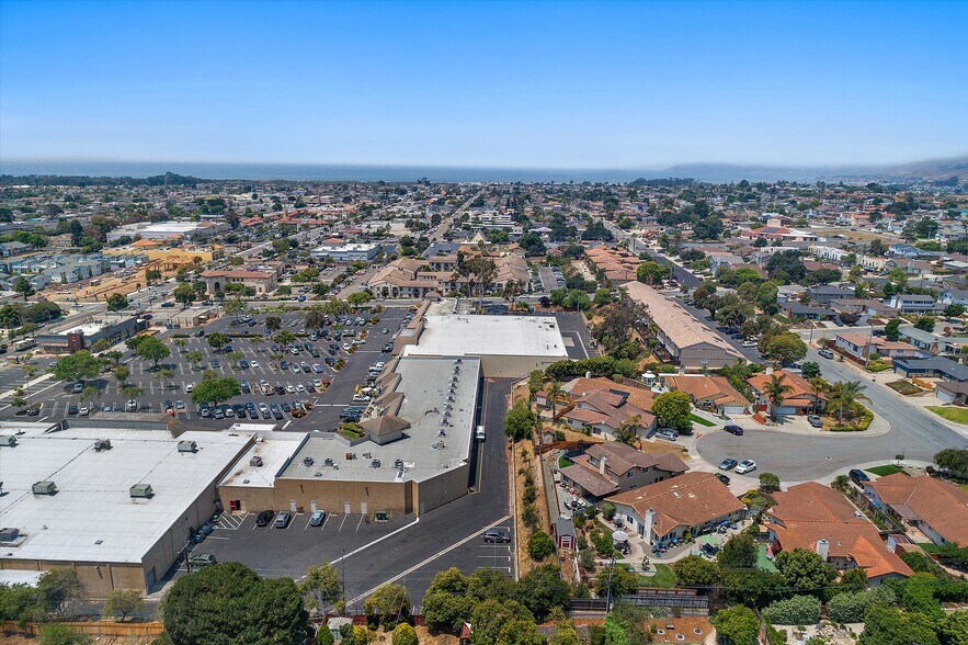 More Photos Of 1404-1460 E Grand Ave, Arroyo Grande Storefront For Sale