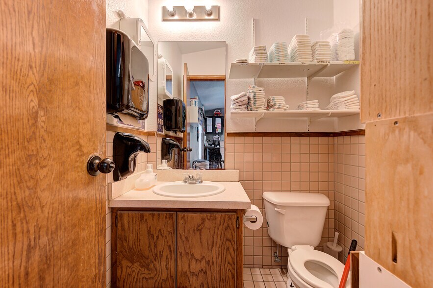 More Photos Of 11801 Southwood Dr, Oklahoma City Daycare Center For Sale