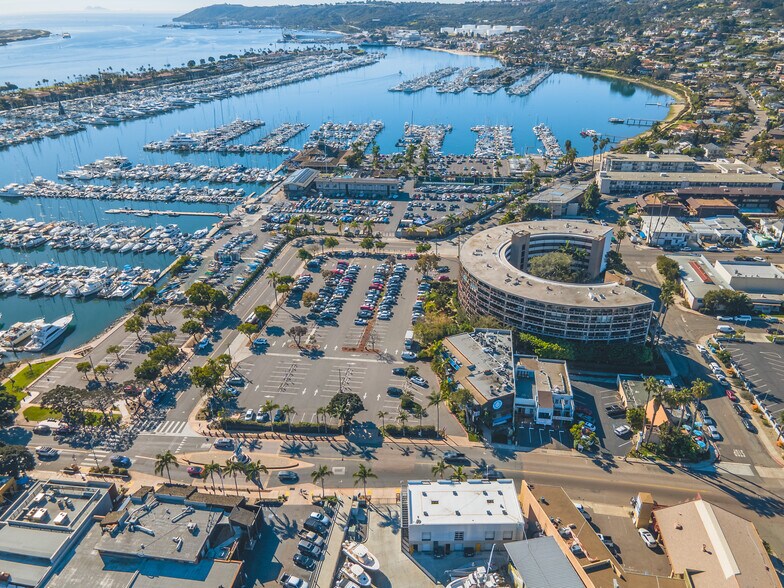 More Photos Of 2725-2727 Shelter Island Dr, San Diego Storefront Retail Office For Sale