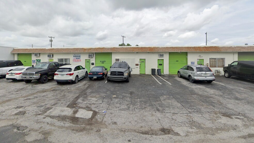 Primary Photo Of 4619-4629 NW 8th Ave, Oakland Park Warehouse For Lease