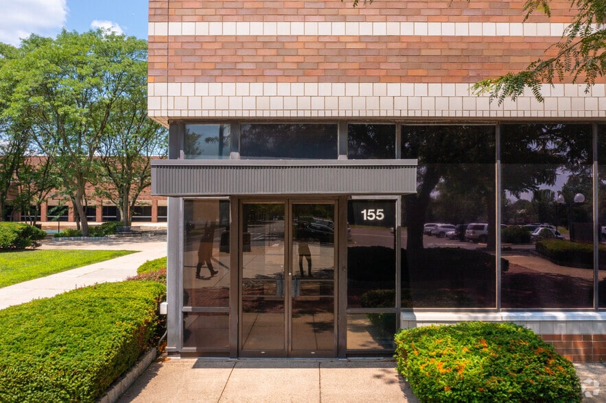 More Photos Of 2300 E Lincoln Hwy, Langhorne Office For Lease