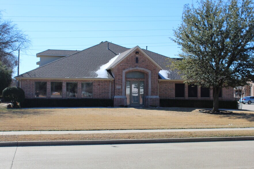 More Photos Of 5208 Village Creek Dr, Plano Office For Lease