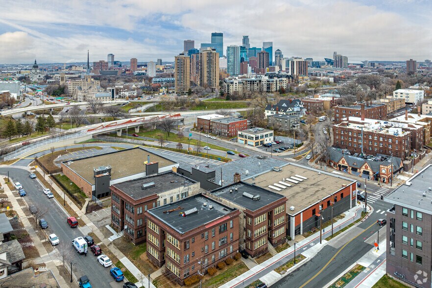 More Photos Of 1936 S Lyndale Ave, Minneapolis Manufacturing For Lease