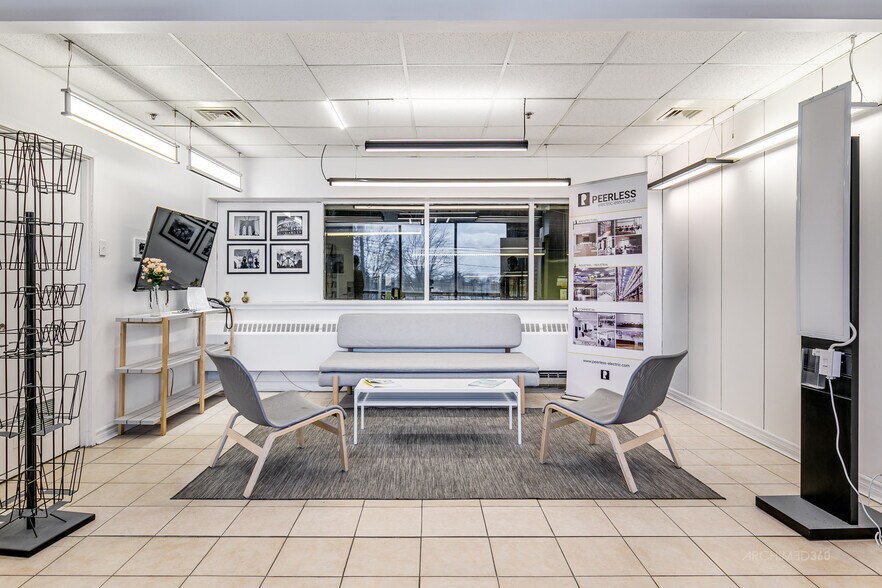 More Photos Of 9145 Rue Boivin, Montréal Light Manufacturing For Lease