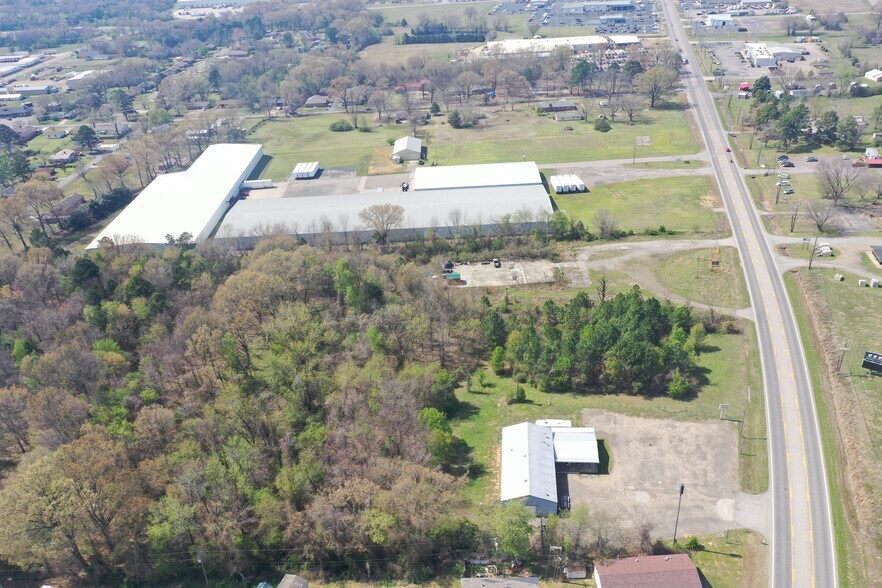 More Photos Of 3616 E Main St, Russellville Industrial For Sale