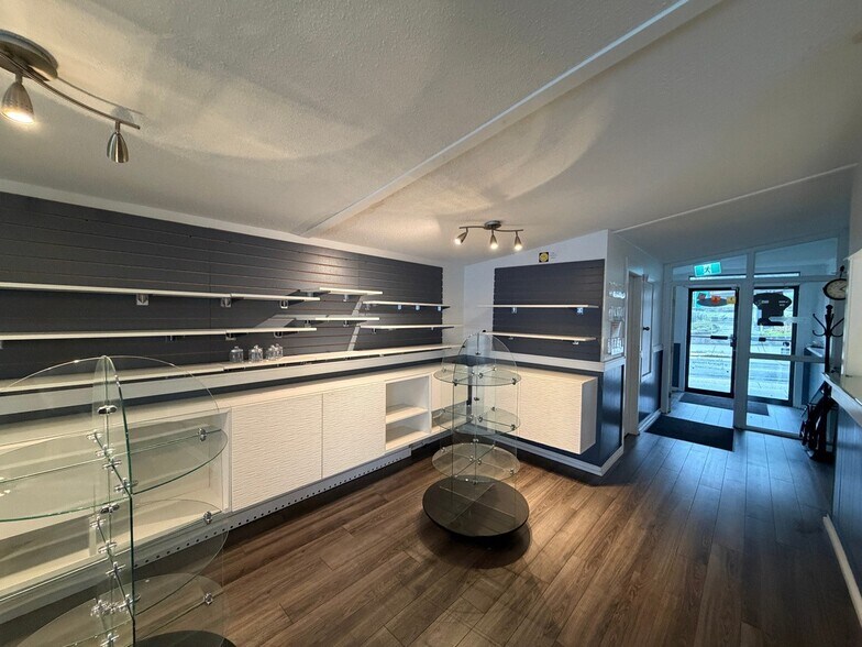 More Photos Of 418 Marine Dr, Gibsons Storefront Retail Office For Sale