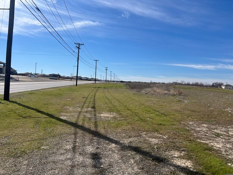 More Photos Of 5201 W.S. Young Dr, Killeen Land For Sale