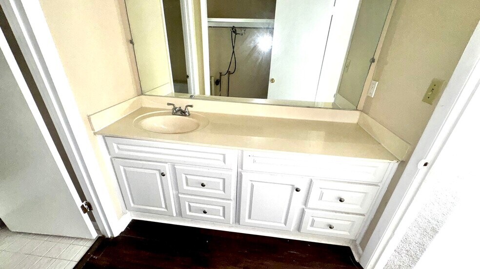 More Photos Of 6270 Aquarius Dr, Alpine Apartments For Sale