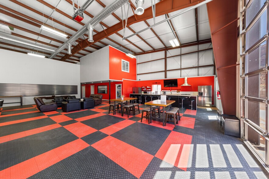 More Photos Of 11858 S Highway 191, Moab Industrial For Sale