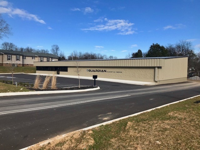 Primary Photo Of 1058 Lovell Rd, Knoxville Warehouse For Sale