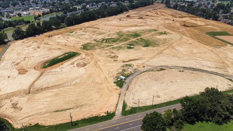 More Photos Of Stage @ Hwy 70, Bartlett Land For Lease