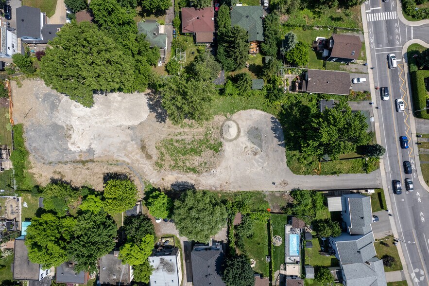 More Photos Of 3323 Boul Lévesque O, Laval Land For Sale