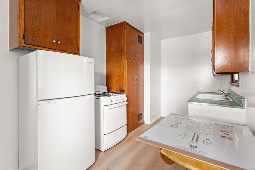 More Photos Of , Alhambra Multifamily For Sale